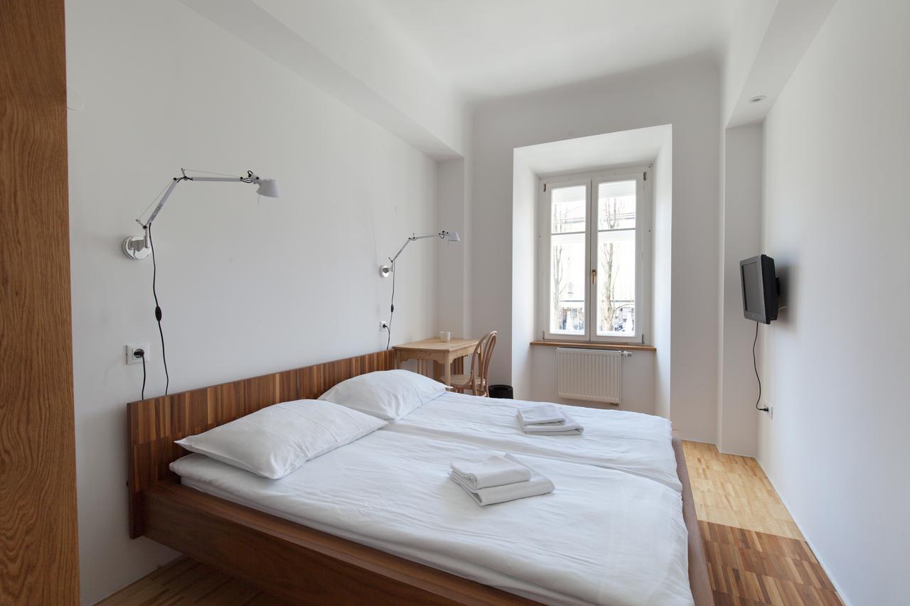 Julija&Robert'S Riverview Apartments And Rooms Lublaň Exteriér fotografie