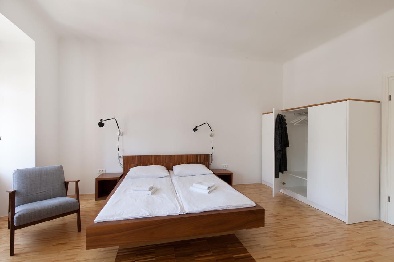 Julija&Robert'S Riverview Apartments And Rooms Lublaň Exteriér fotografie